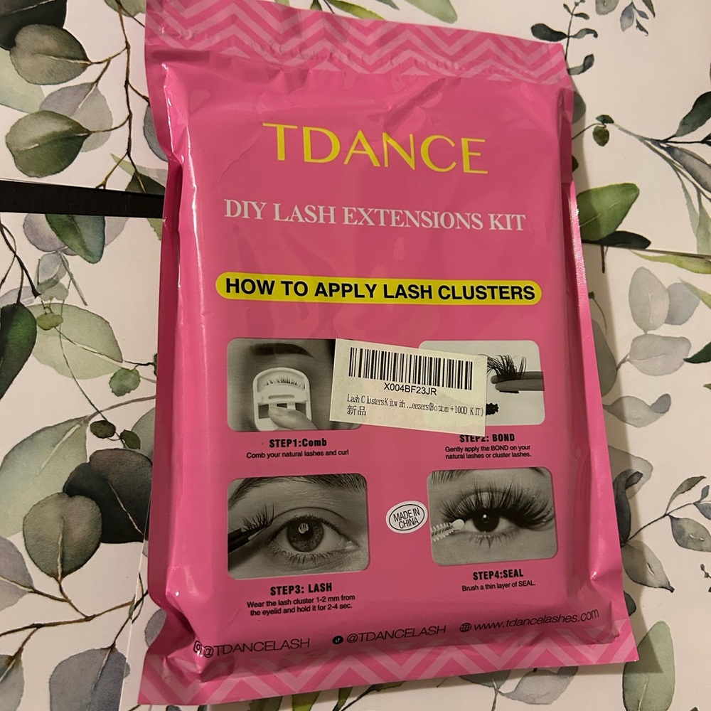 Pink DIY Lash Extensions Kit - Picture 2 of 2